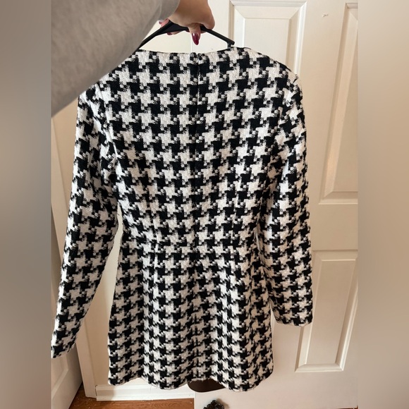 Express Monochrome Houndstooth Dress - Picture 2 of 3